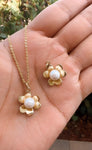 Flower pendand